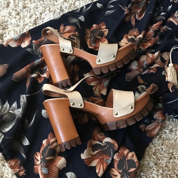 ASOS Shoes - ASOS Cream chunky platform heeled sandals